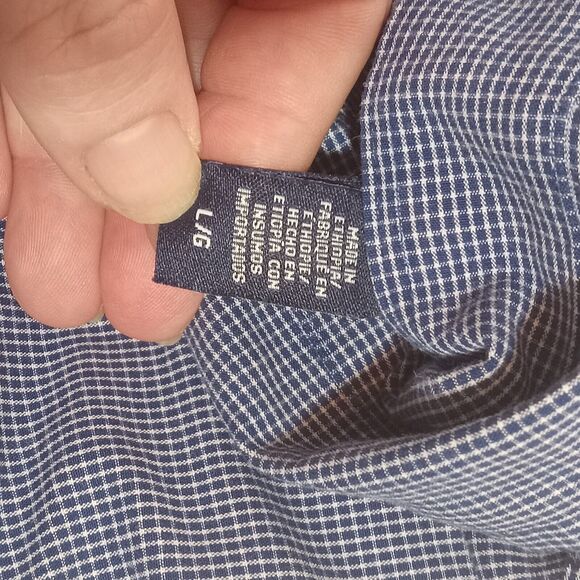 IZOD Size L Lot of 3 Men’s Shirts Long Sleeve Button Up Plaid and Checked - Picture 10 of 12